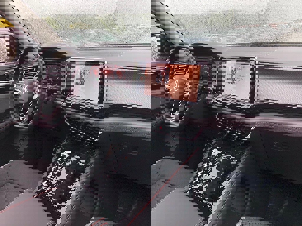 New 2025 Volkswagen Atlas Peak Edition SE image 17