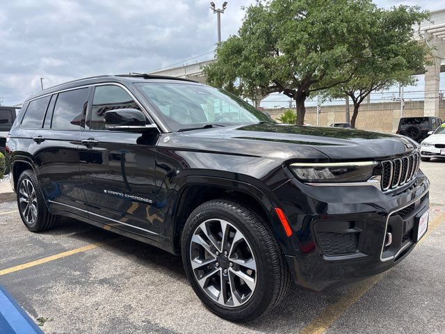 Used 2022 Jeep Grand Cherokee L Overland w/ Luxury Tech Group IV AWD/4WD image 6