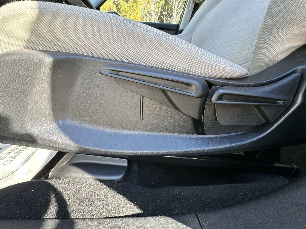 Used 2024 Honda HR-V LX image 14