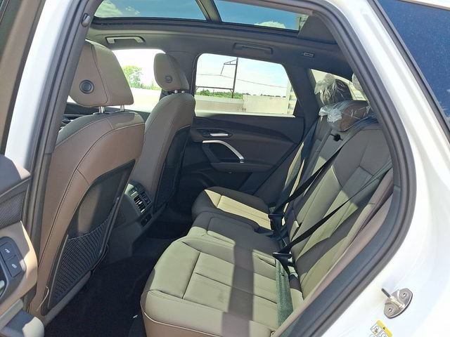 New 2026 Audi Q5 Premium AWD/4WD image 6