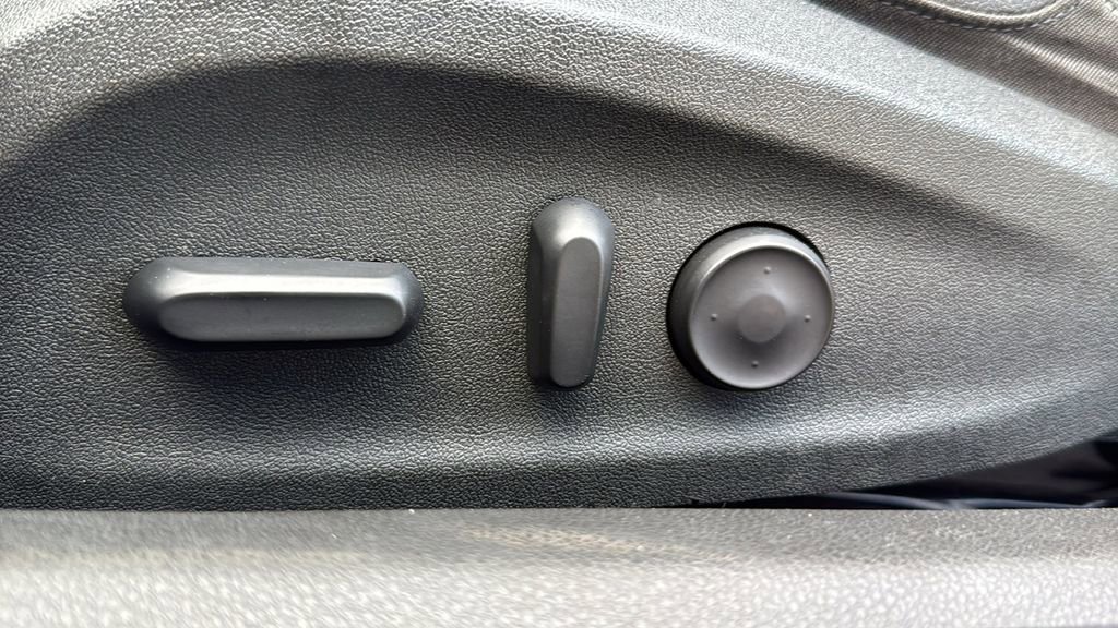 Used 2016 Buick Cascada image 20