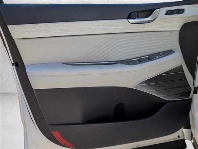 Certified 2025 Hyundai Palisade Calligraphy FWD image 14