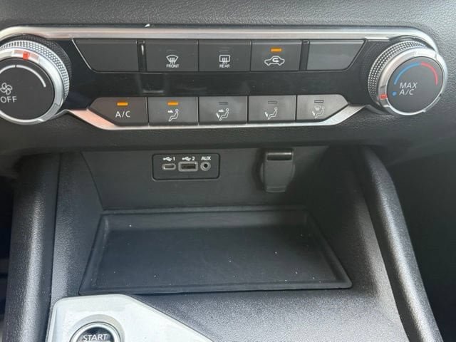 Used 2025 Nissan Altima 2.5 SV FWD image 27