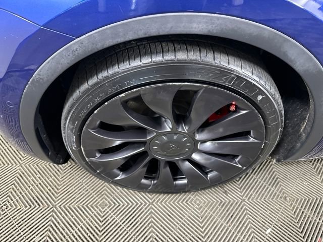 Used 2022 Tesla Model Y Performance image 10