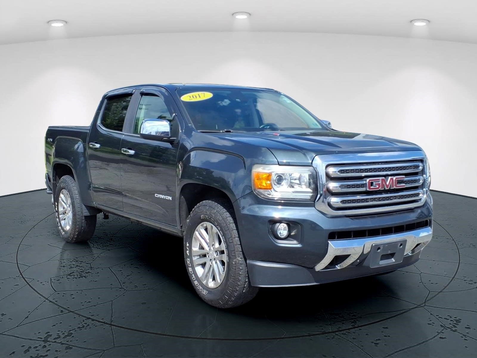 Used 2017 GMC Canyon SLT w/ Driver Alert Package AWD/4WD image 1
