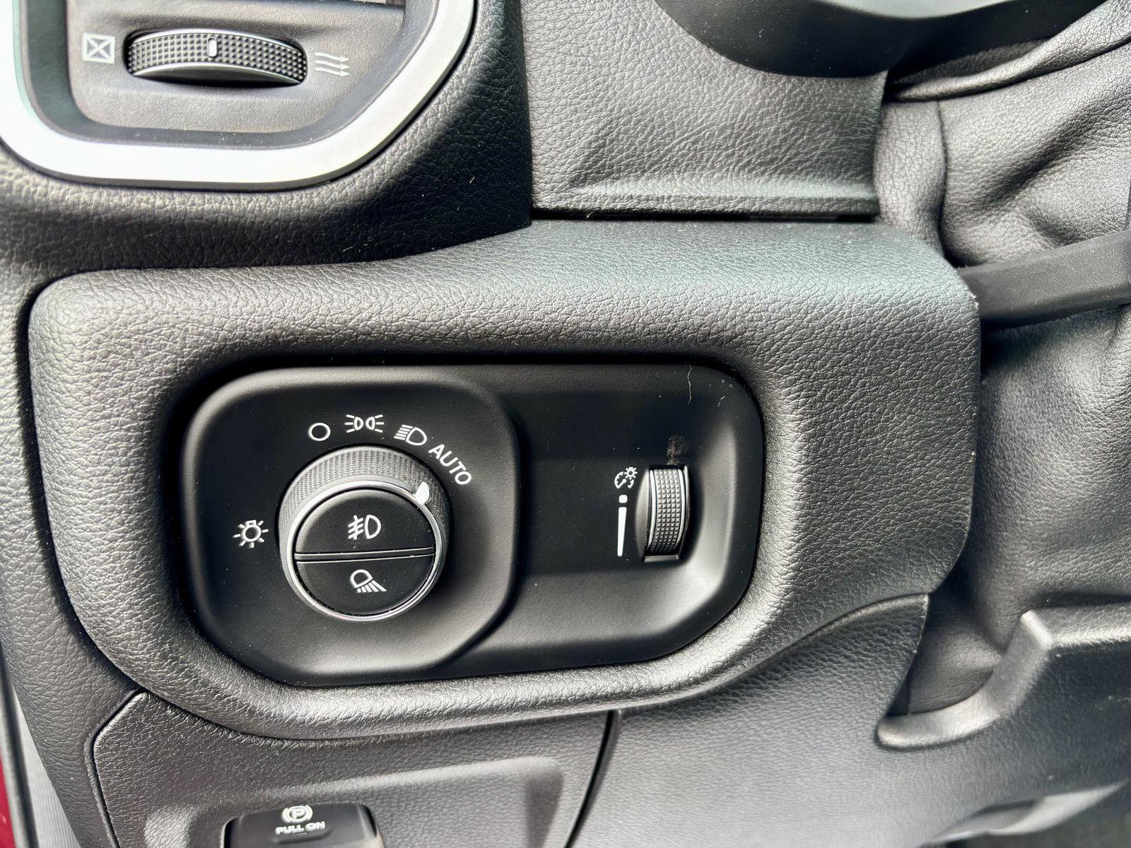 Used 2021 RAM 1500 Big Horn w/ Protection Group image 26