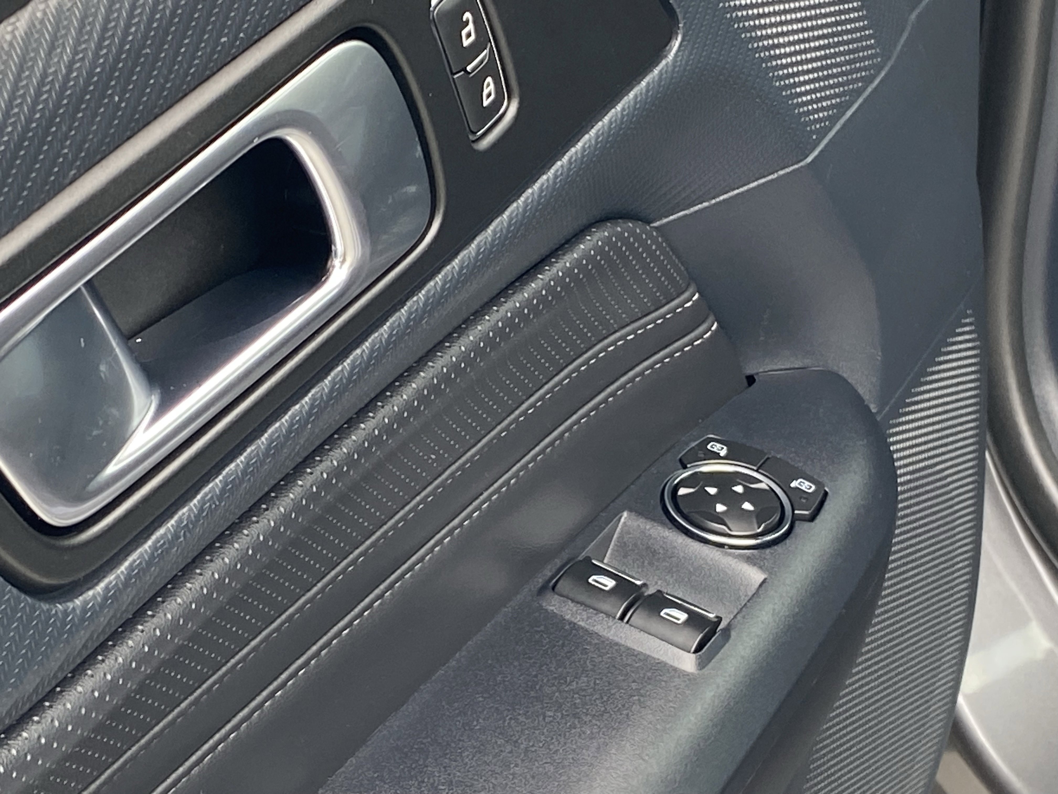 Used 2024 Ford Mustang Premium RWD image 29