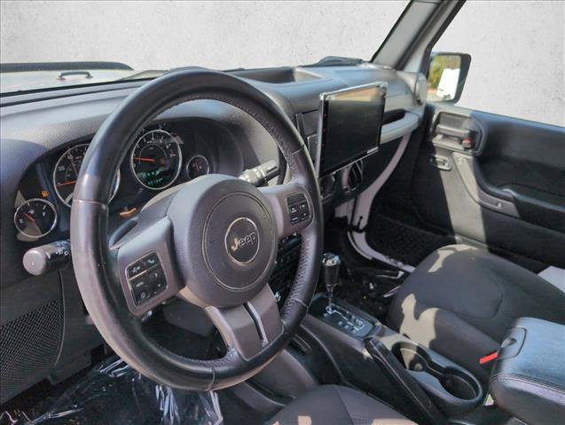 Used 2017 Jeep Wrangler Unlimited Sport image 9