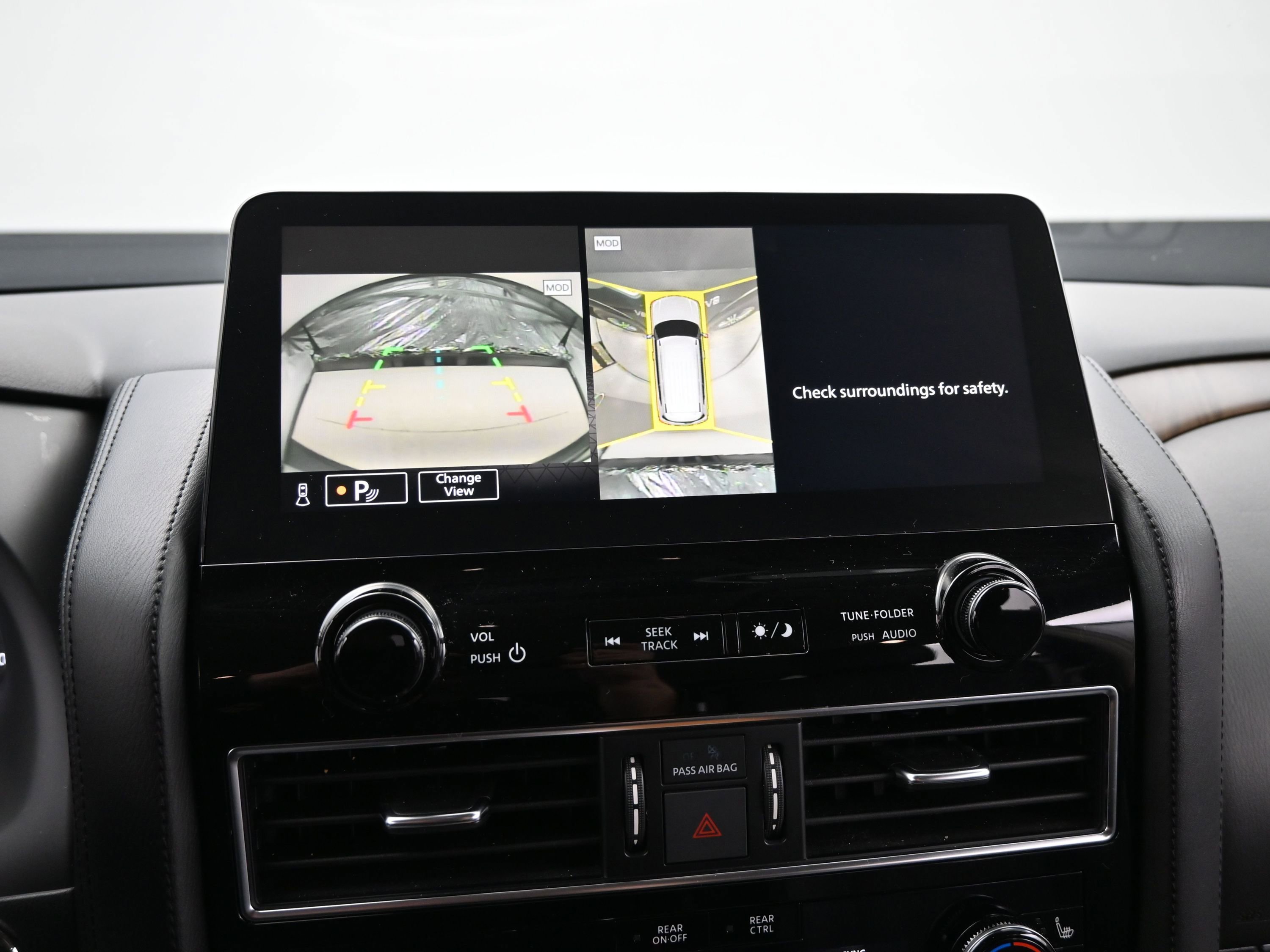 Used 2022 Nissan Armada SL image 19