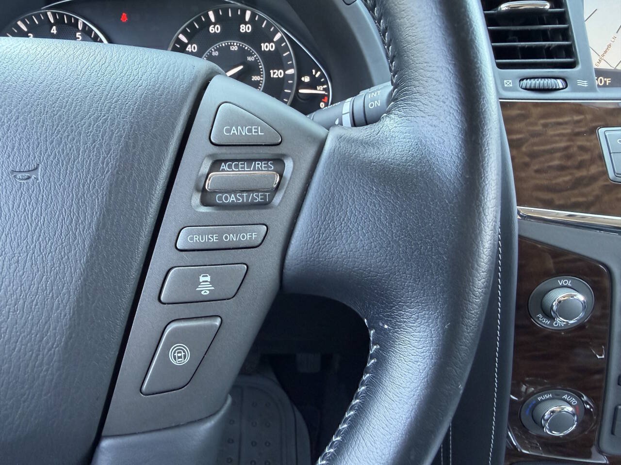Used 2020 Nissan Armada SL w/ Premium Package AWD/4WD image 19
