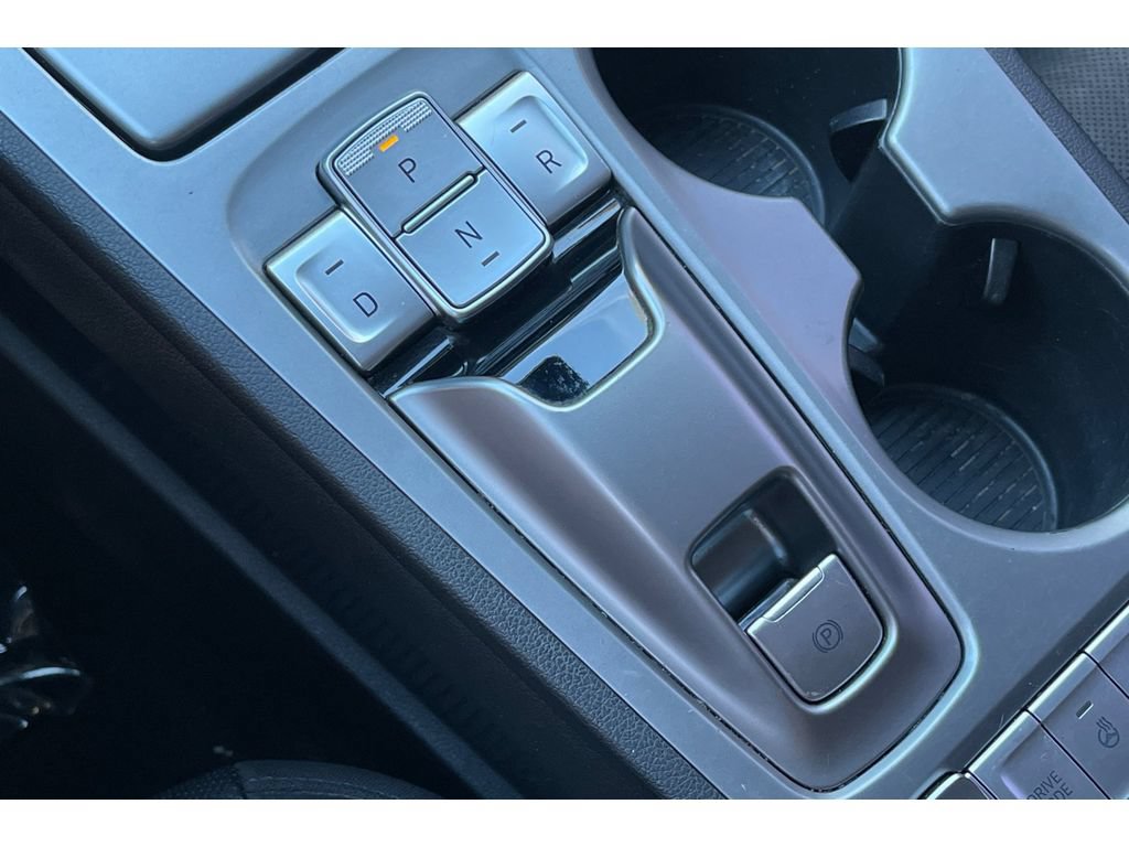 Used 2023 Hyundai Kona Limited FWD image 34