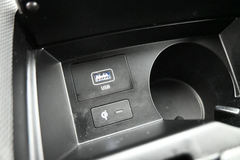 Used 2023 Hyundai Santa Fe Limited AWD/4WD image 16