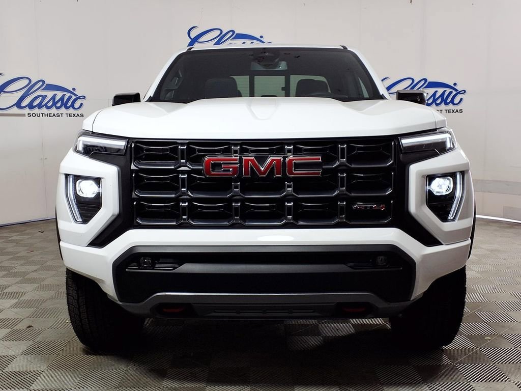 New 2026 GMC Canyon AT4 AWD/4WD image 3