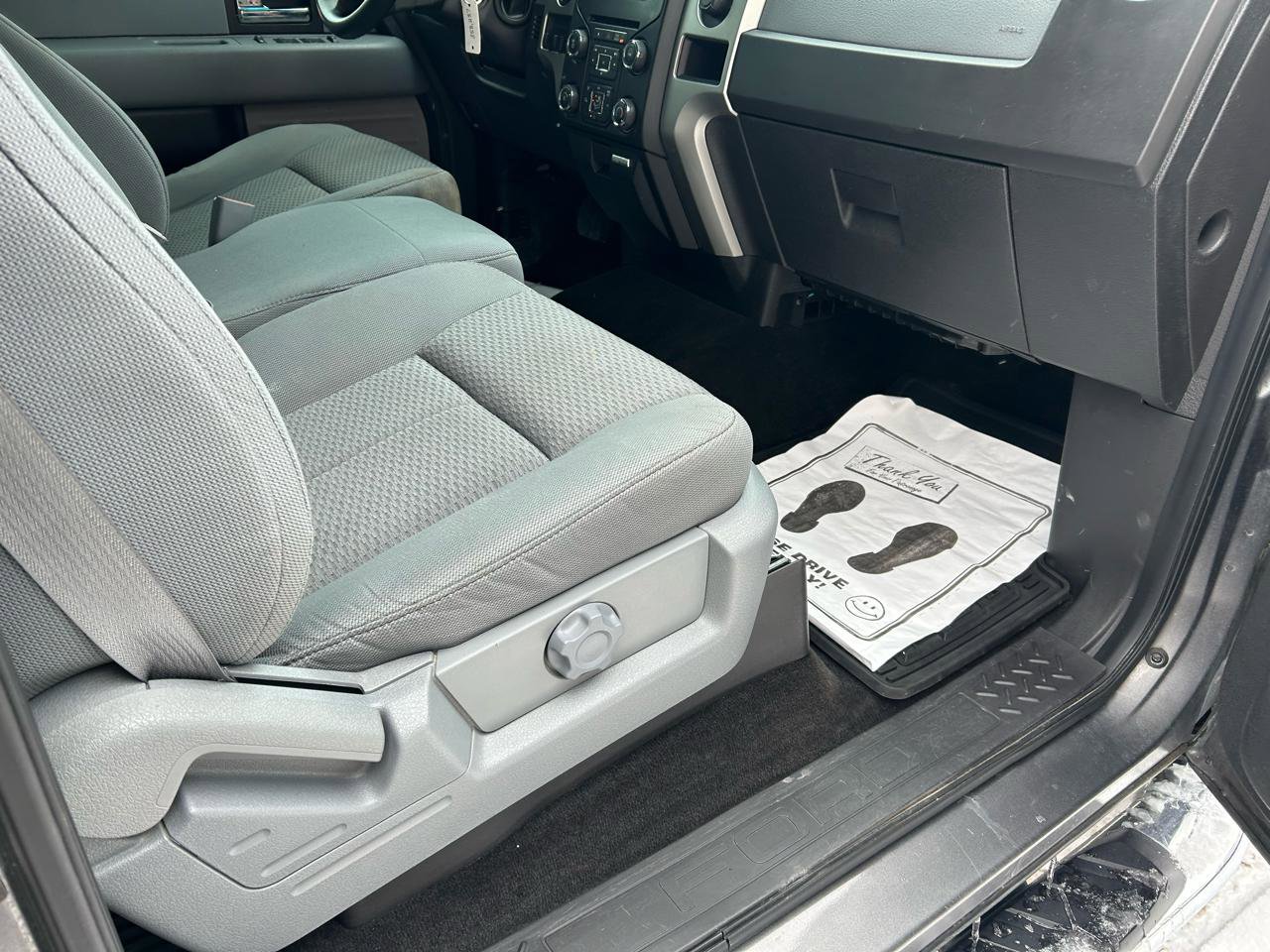 Used 2014 Ford F150 XLT w/ Equipment Group 302A Luxury image 12