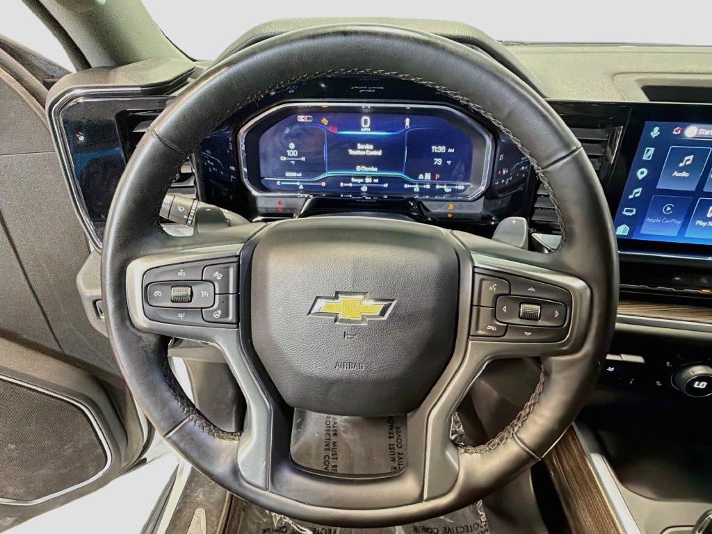 Used 2025 Chevrolet Silverado 1500 LT AWD/4WD image 13