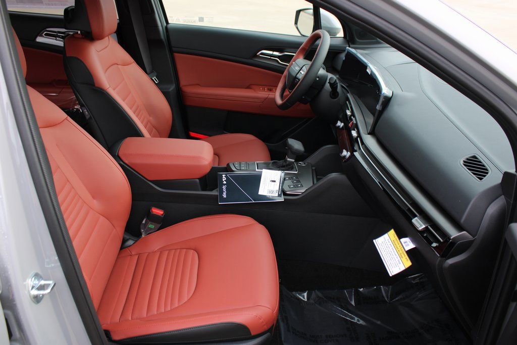 New 2026 Kia Sportage SX image 9