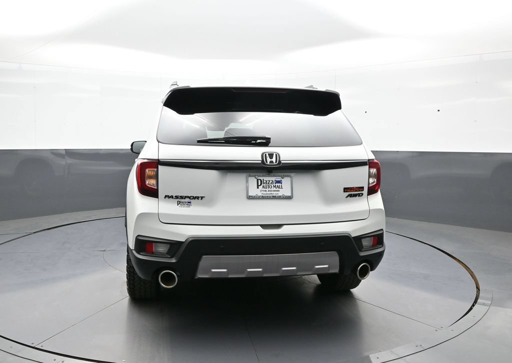 Certified 2024 Honda Passport TrailSport image 7