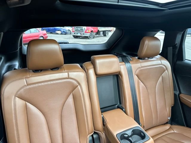 Used 2022 Lincoln Nautilus Reserve image 16