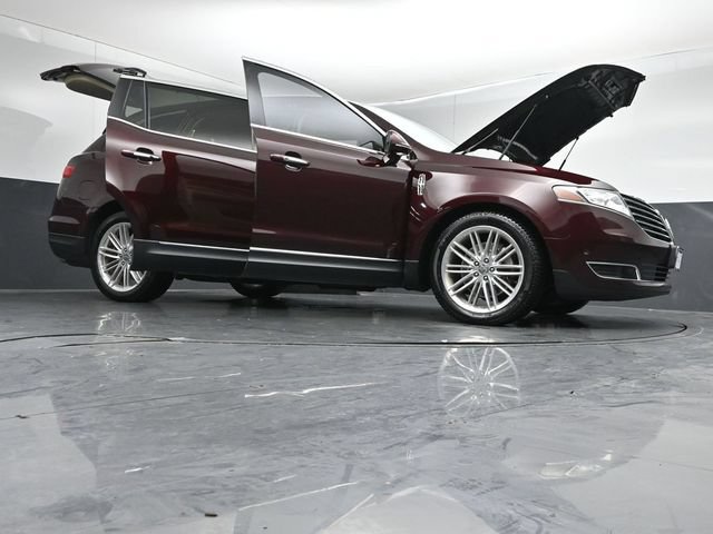 Certified 2019 Lincoln MKT AWD image 54