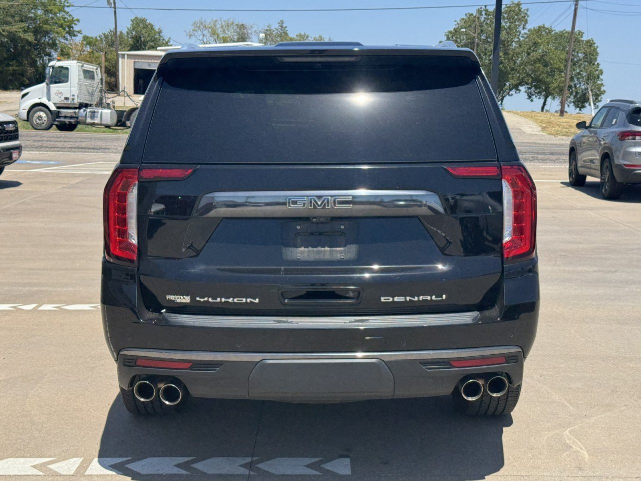 Certified 2023 GMC Yukon Denali Ultimate AWD/4WD image 7