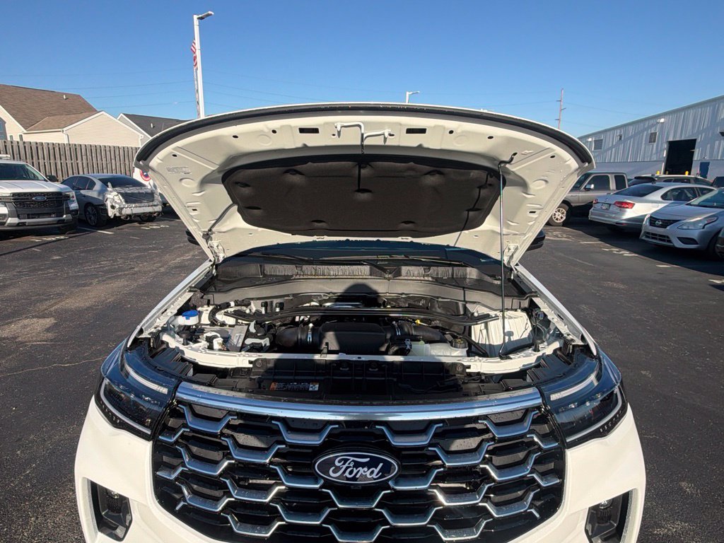 New 2027 Ford Explorer Platinum AWD/4WD image 13