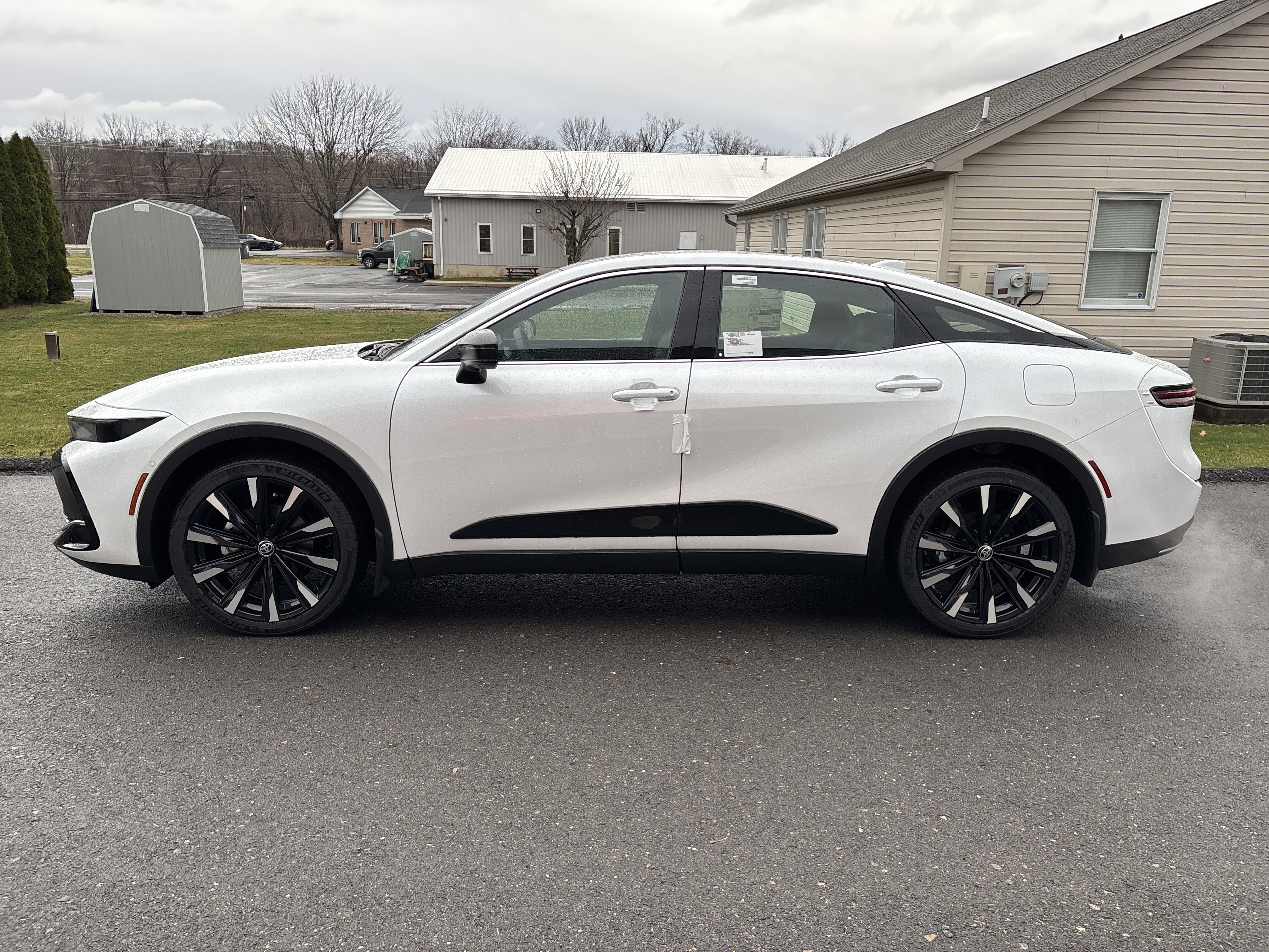 New 2026 Toyota Crown Platinum image 7