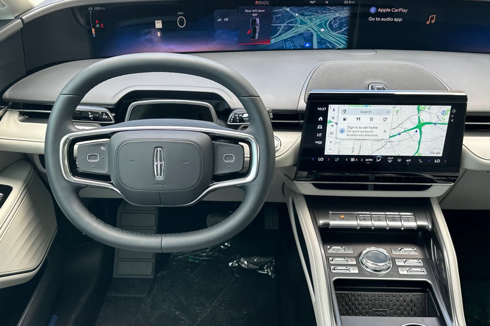 New 2026 Lincoln Nautilus Premier AWD/4WD image 13