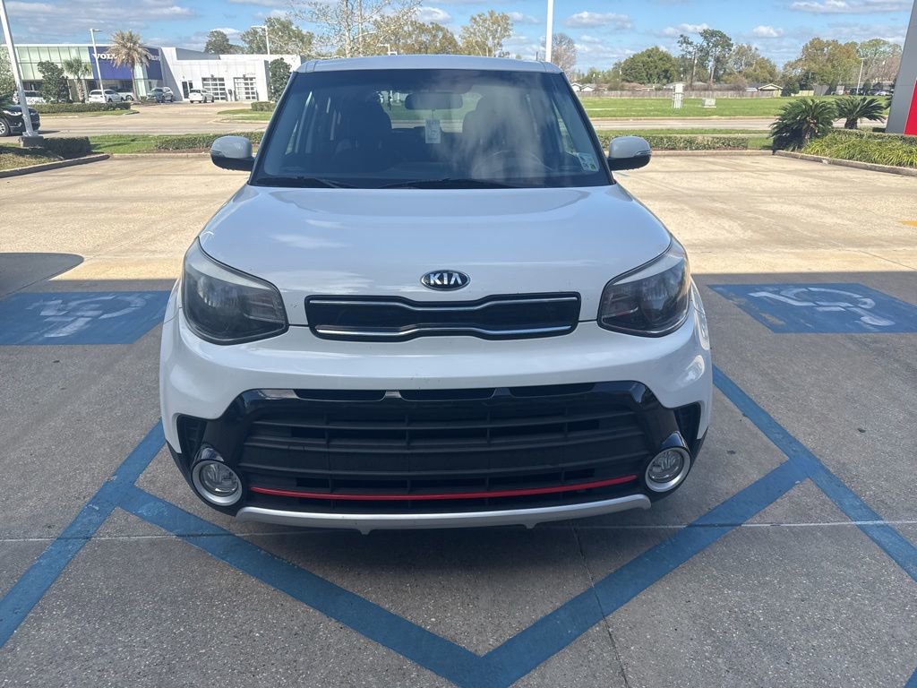 Used 2018 Kia Soul ! image 2