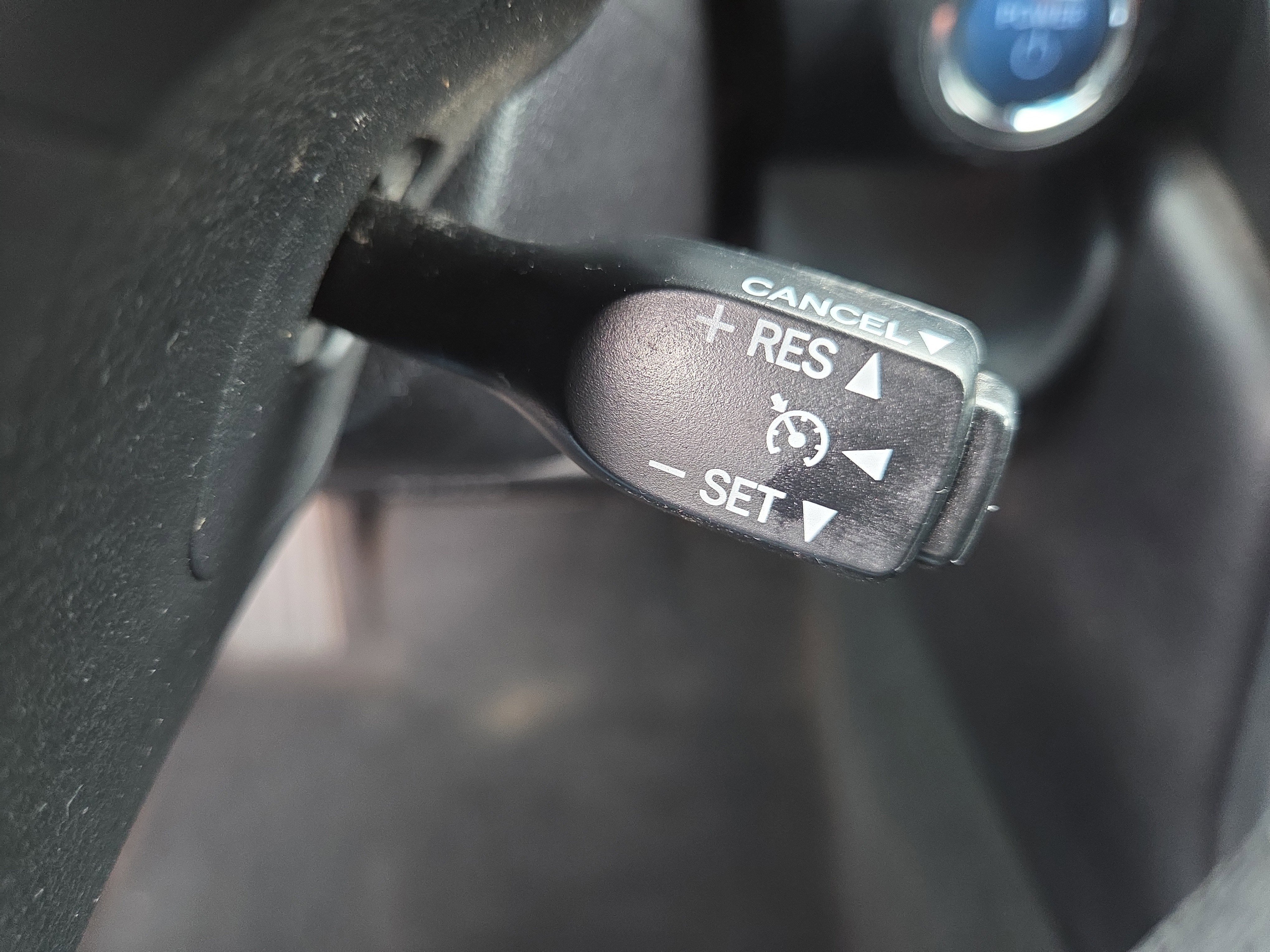 Used 2015 Toyota Camry LE image 28