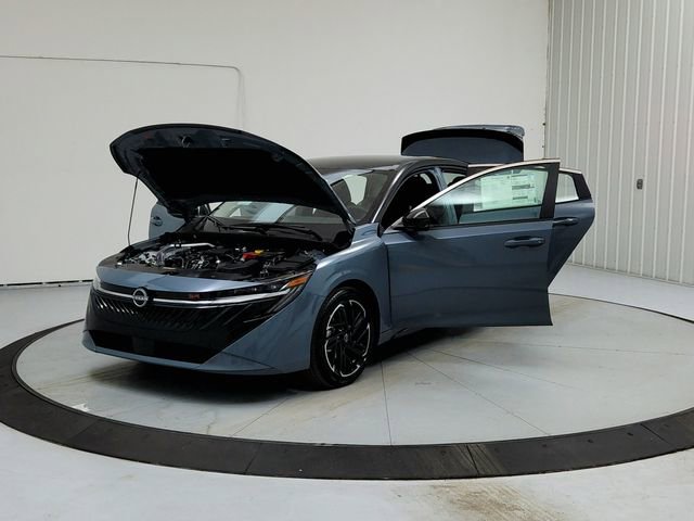 New 2026 Nissan Sentra SR w/ Floor Mat Package image 11