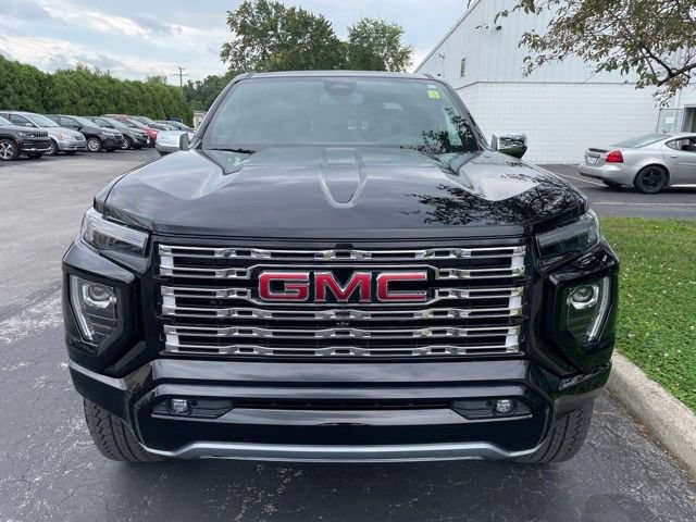 Used 2026 GMC Canyon Denali AWD/4WD image 2
