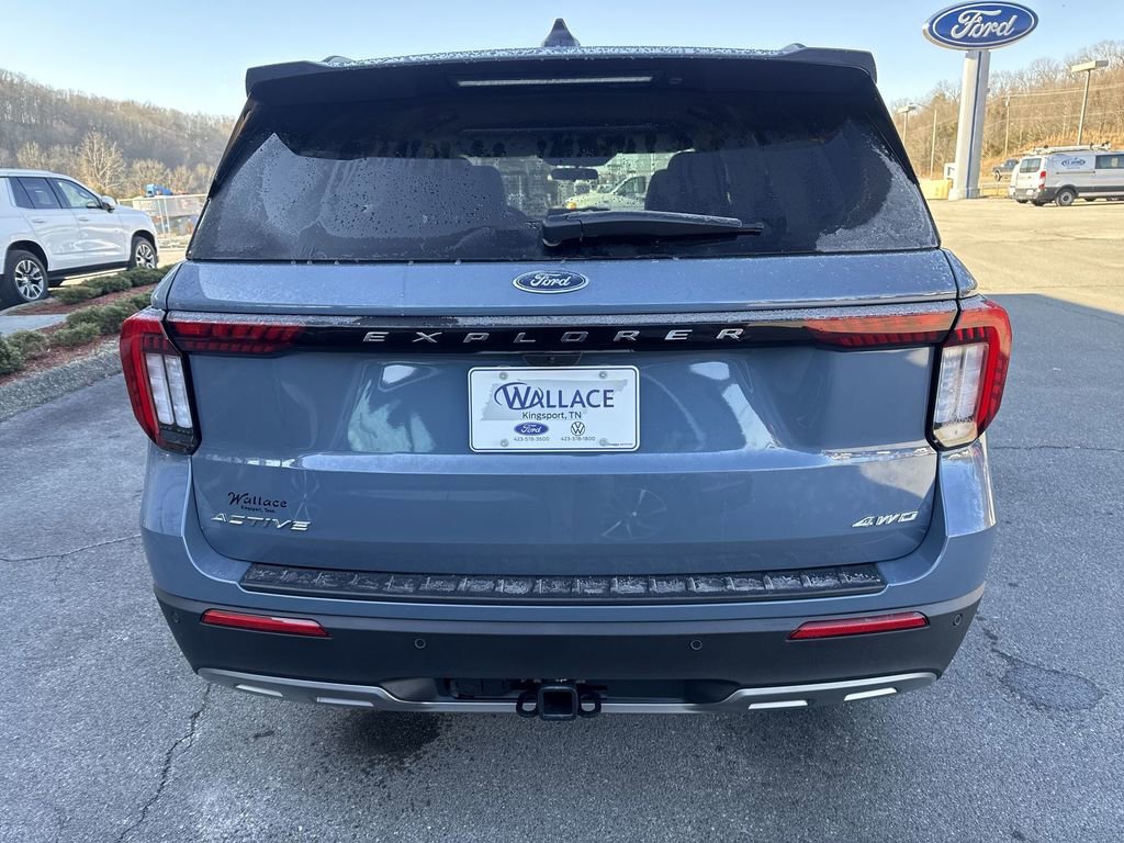New 2026 Ford Explorer Active w/ Active Comfort Package AWD/4WD image 5