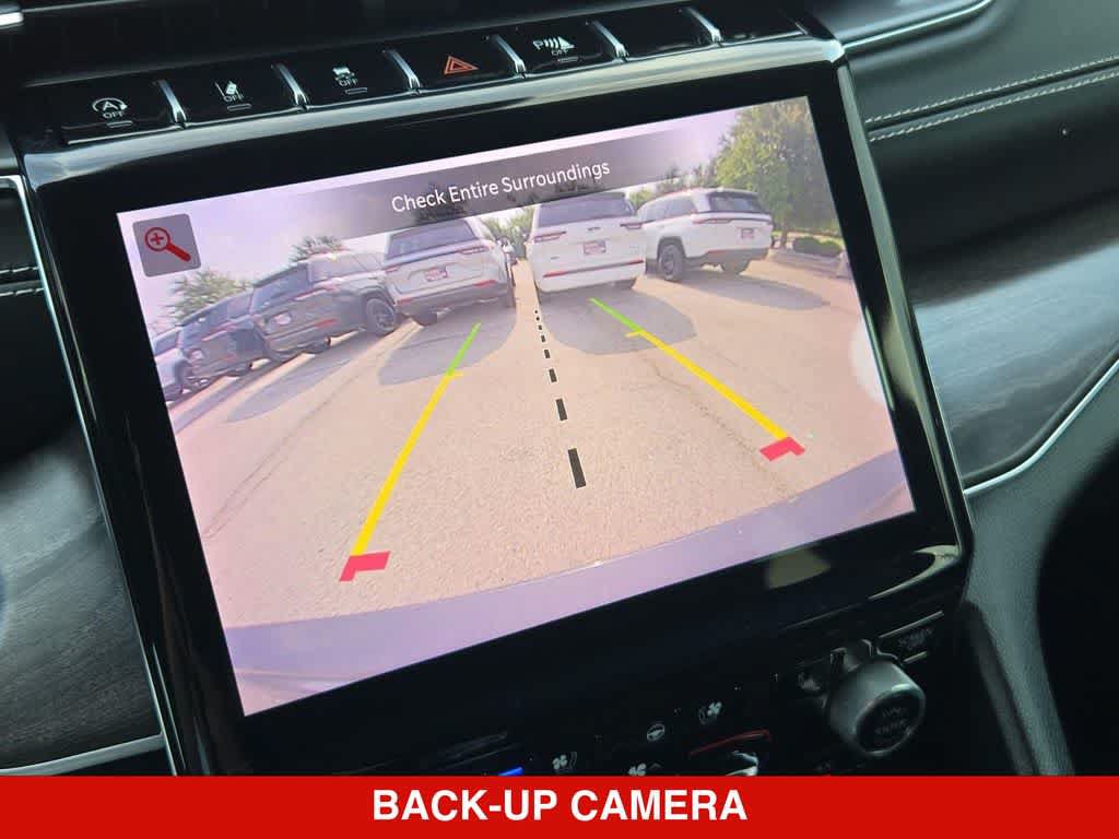 Used 2021 Jeep Grand Cherokee L Overland w/ Luxury Tech Group IV AWD/4WD image 29