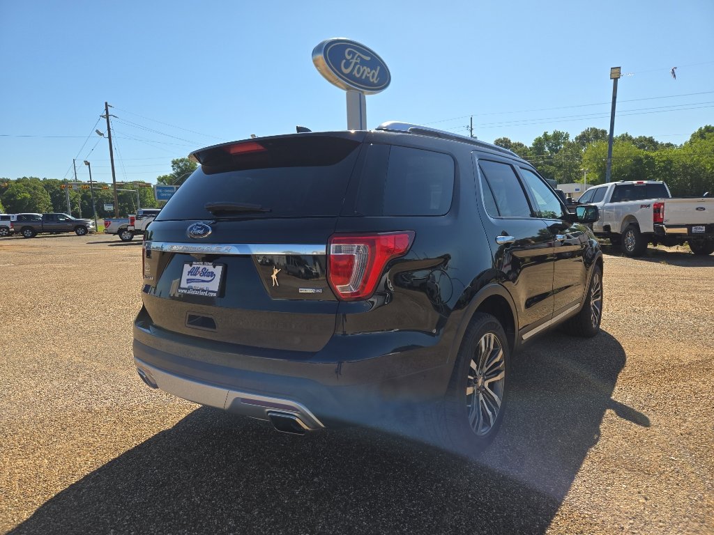Used 2017 Ford Explorer Platinum AWD/4WD image 5