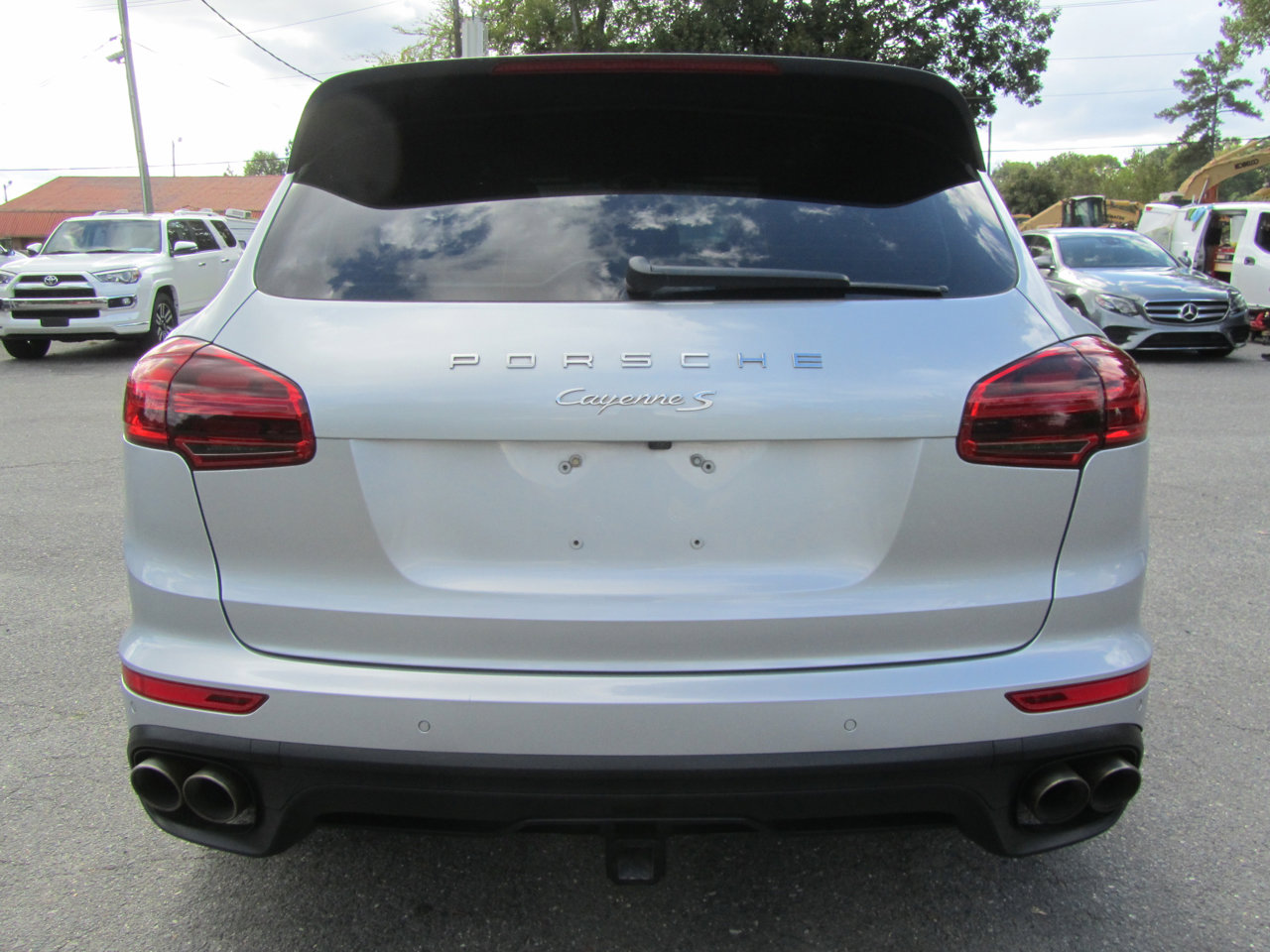 Used 2016 Porsche Cayenne S w/ Premium Plus Package image 10