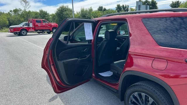 Certified 2023 Chevrolet Traverse RS image 29