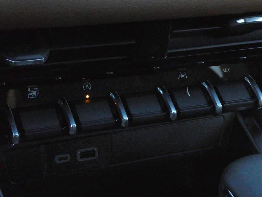 New 2026 GMC Canyon AT4 image 13