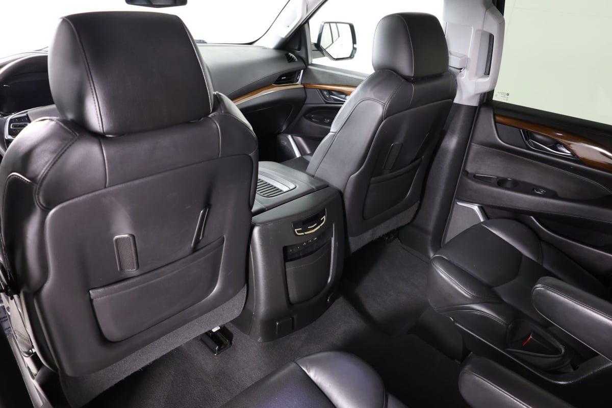 Used 2020 Cadillac Escalade Luxury AWD/4WD image 58