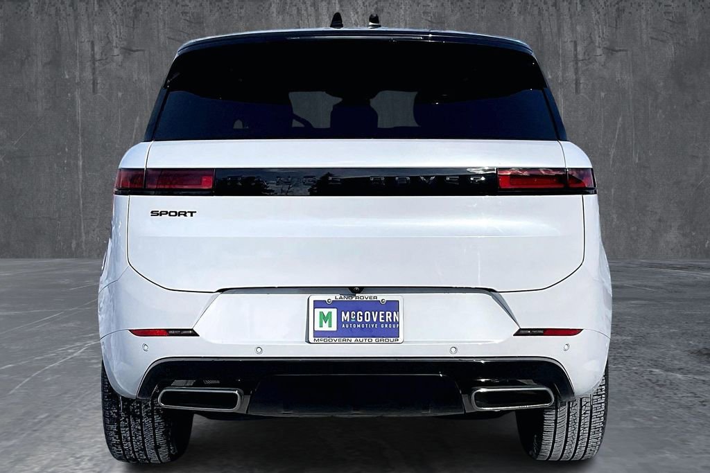 Used 2025 Land Rover Range Rover Sport Dynamic SE image 5