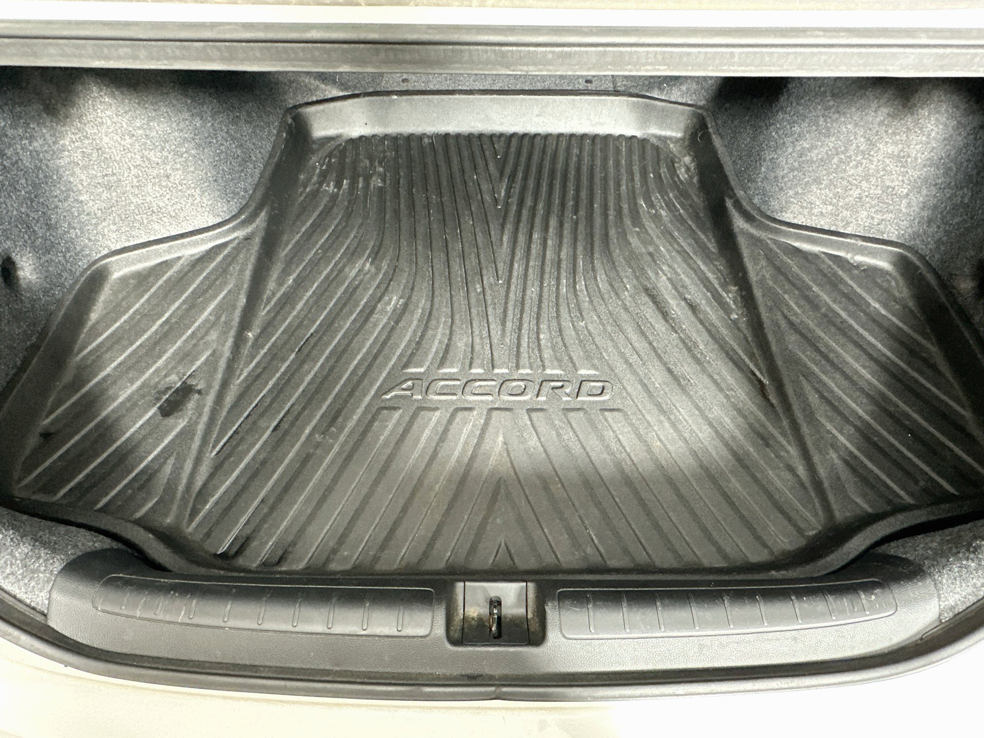 Used 2021 Honda Accord EX-L image 28
