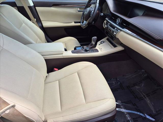 Used 2017 Lexus ES 350 FWD image 19