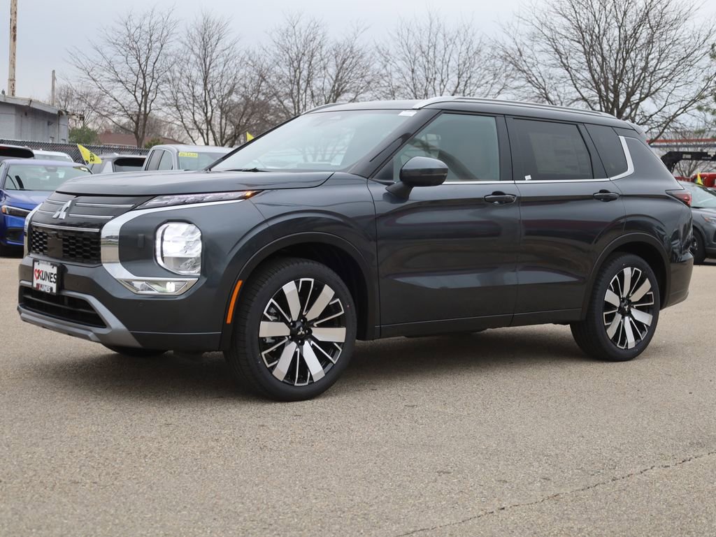 New 2025 Mitsubishi Outlander SEL image 4