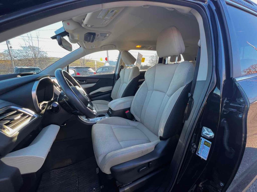 Used 2022 Subaru Ascent Premium w/ Convenience Package image 16