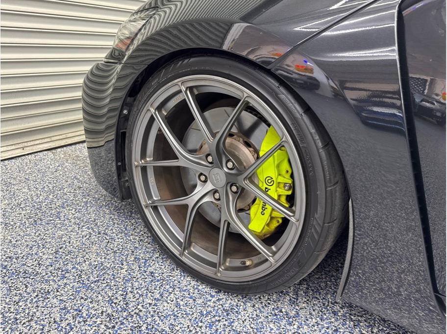 Used 2016 Lexus GS F w/ Preferred Accessory Package RWD image 6