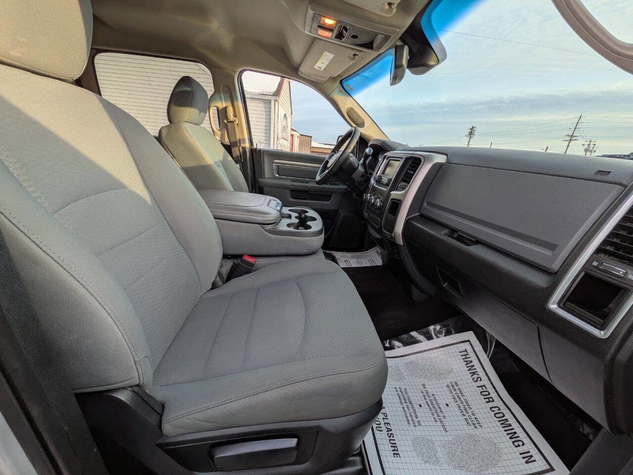 Used 2016 RAM 2500 SLT image 23