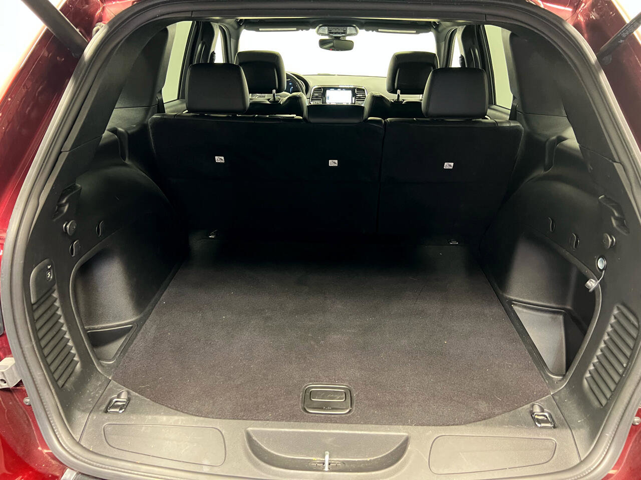 Used 2022 Jeep Grand Cherokee Limited image 31