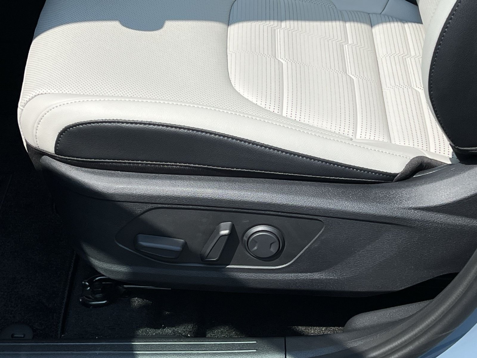 New 2027 Kia Sportage SX Prestige AWD/4WD image 19
