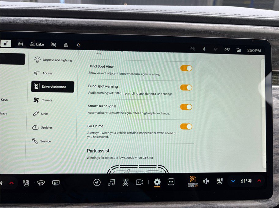 Used 2022 Rivian R1T Adventure AWD/4WD image 31