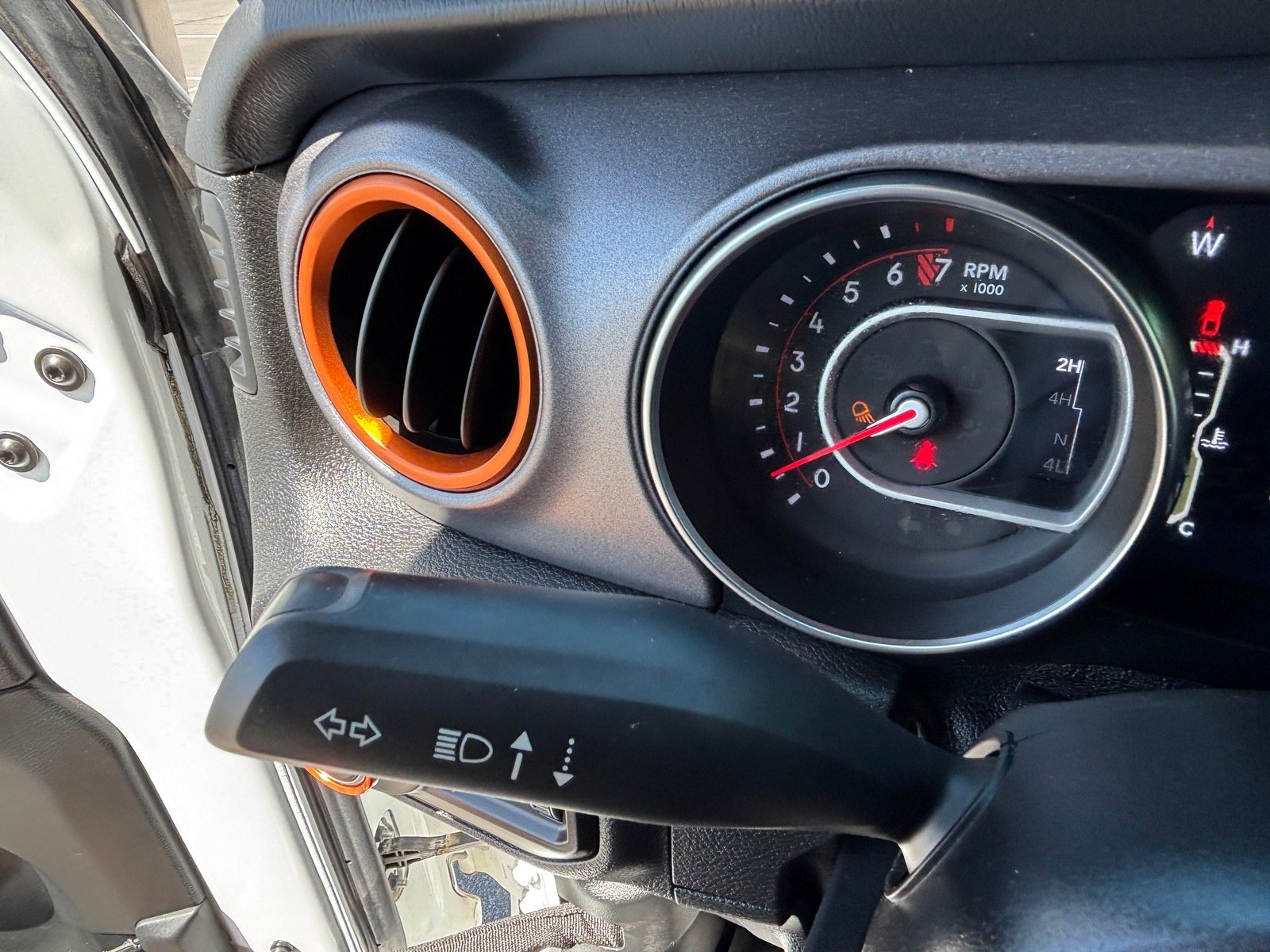 Used 2020 Jeep Gladiator Mojave AWD/4WD image 24