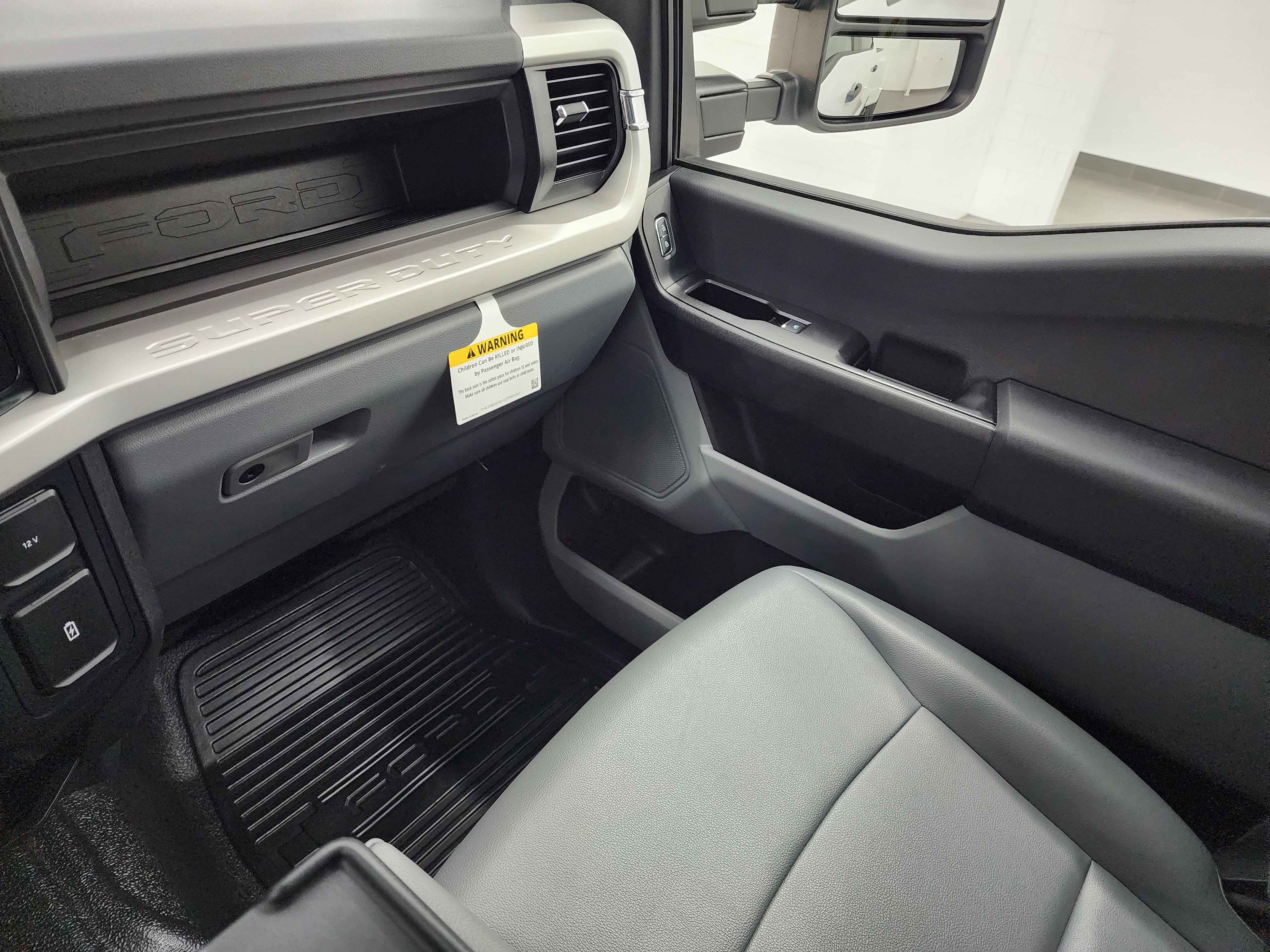 Used 2023 Ford F350 XL image 12